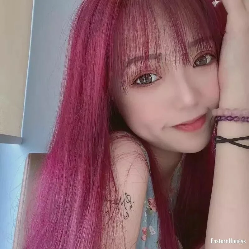 Yuqian Profile image 3