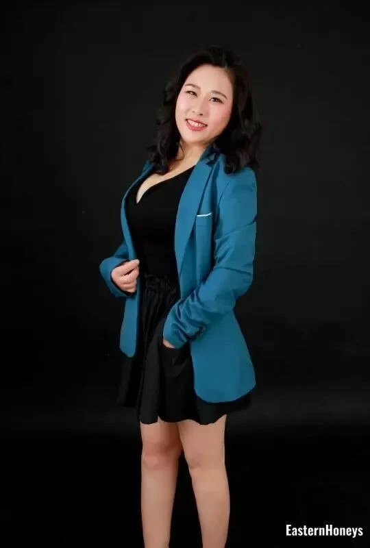Li Profile image 3