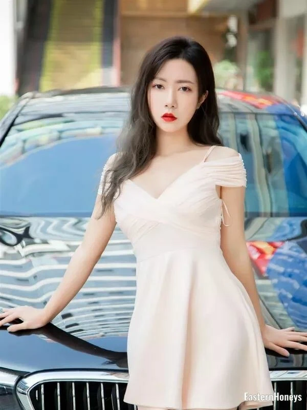 Zhen Profile image 2