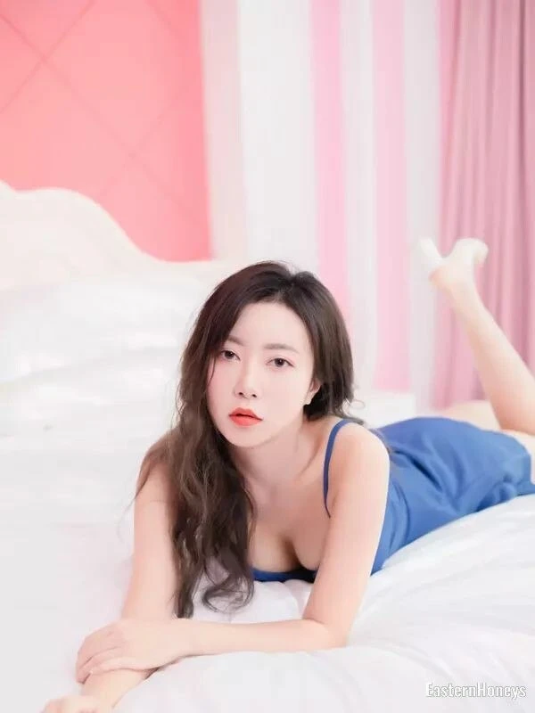 Zhen Profile image 4