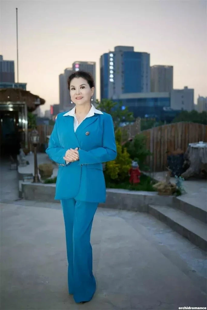 Yuling Profile image 4