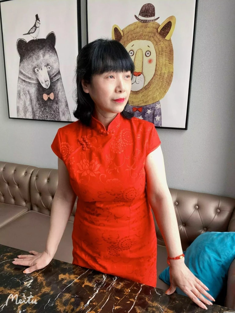 Li Profile image 4