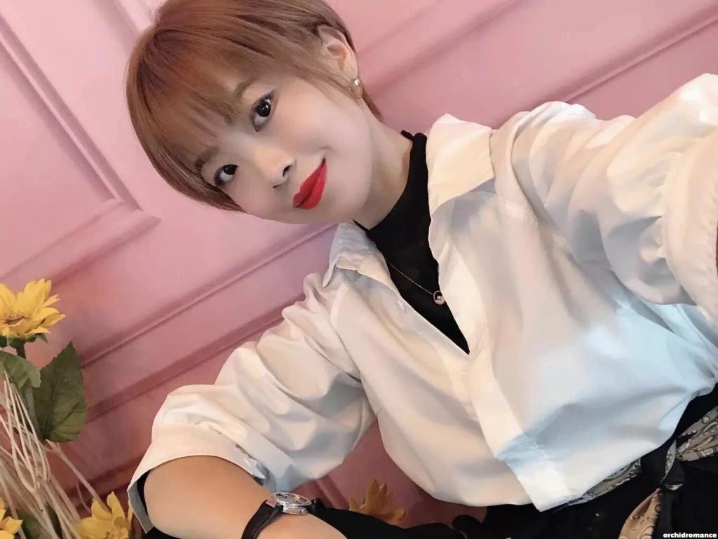 Taohong Profile image 4