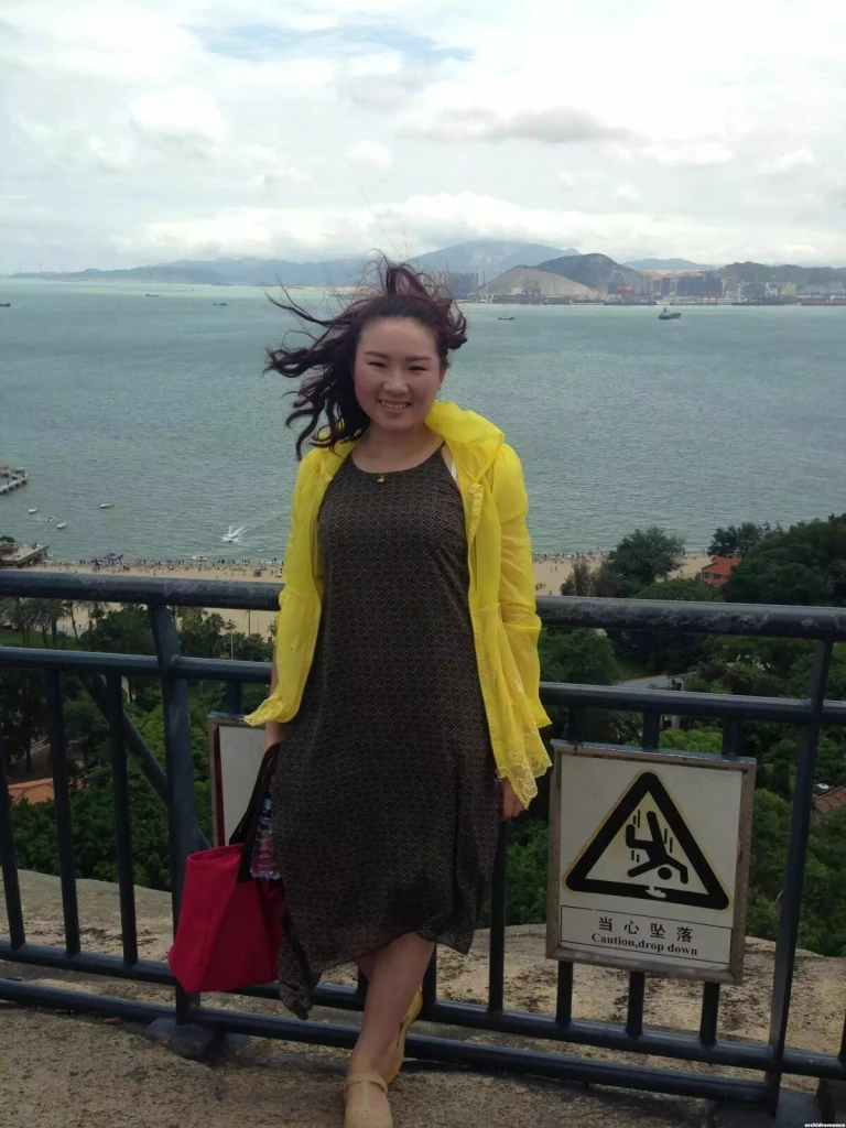 Aiqin Profile image 3