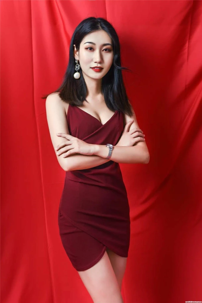 Qiqi Profile image 1