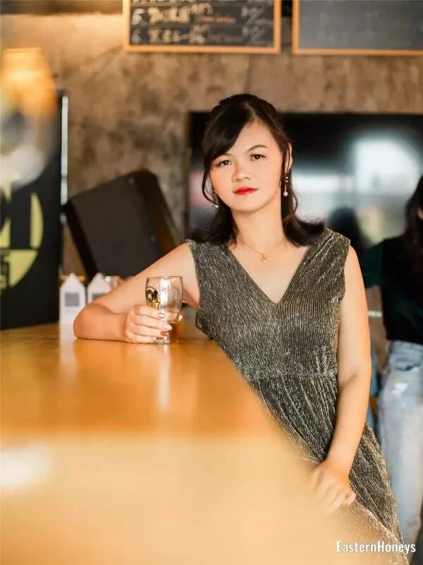 Dingluan Profile image 2