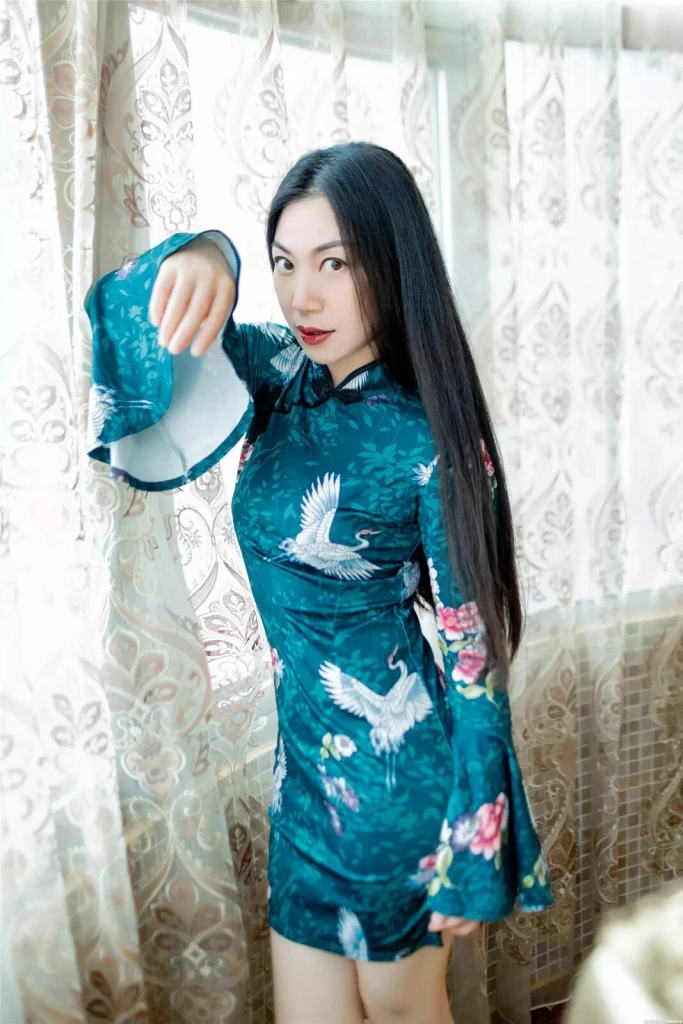Junfang Profile image 1