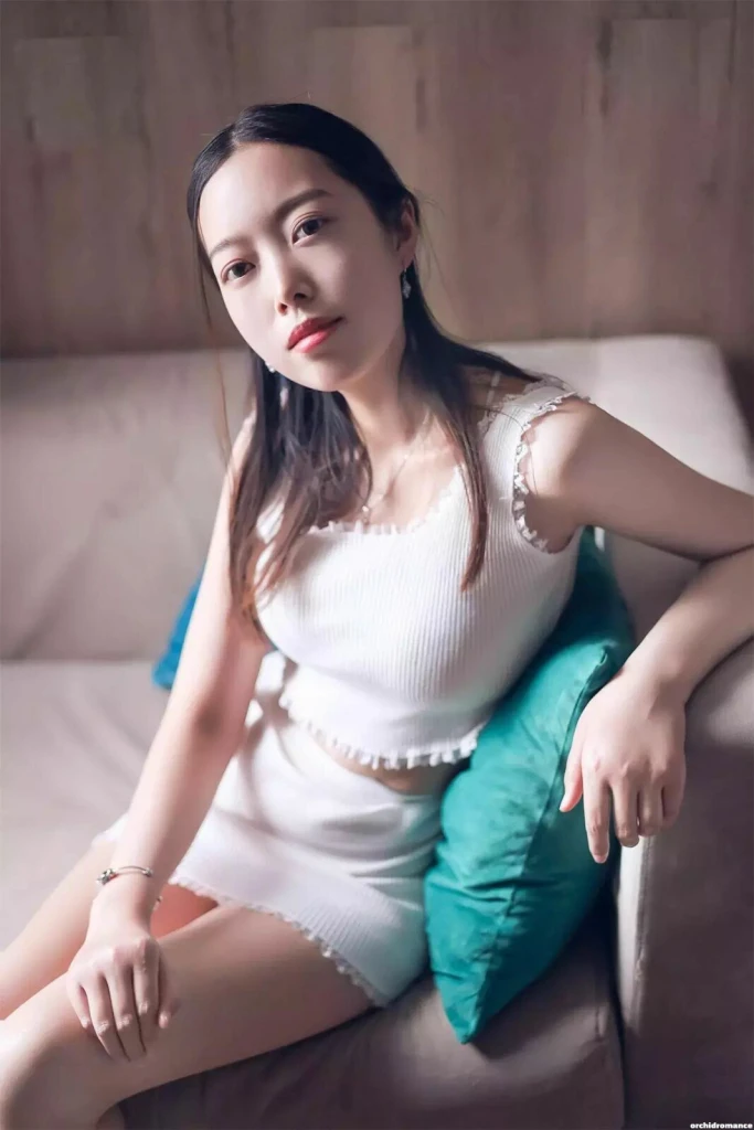 Kate Profile image 4