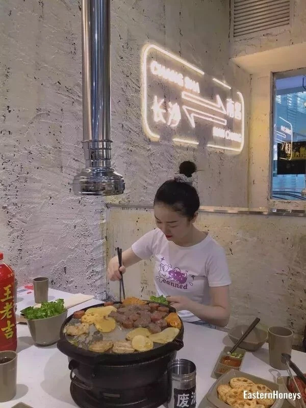 Shuang Profile image 3