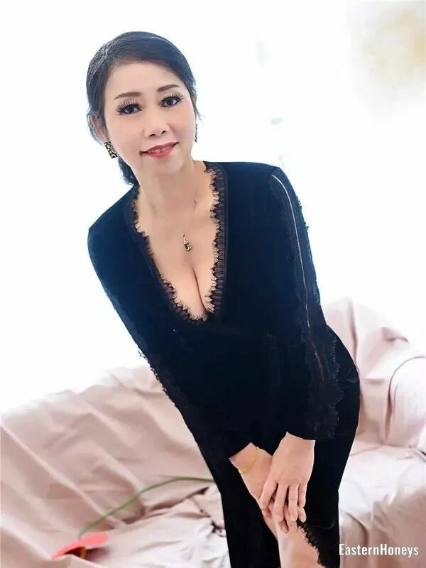 Jing Profile image 4