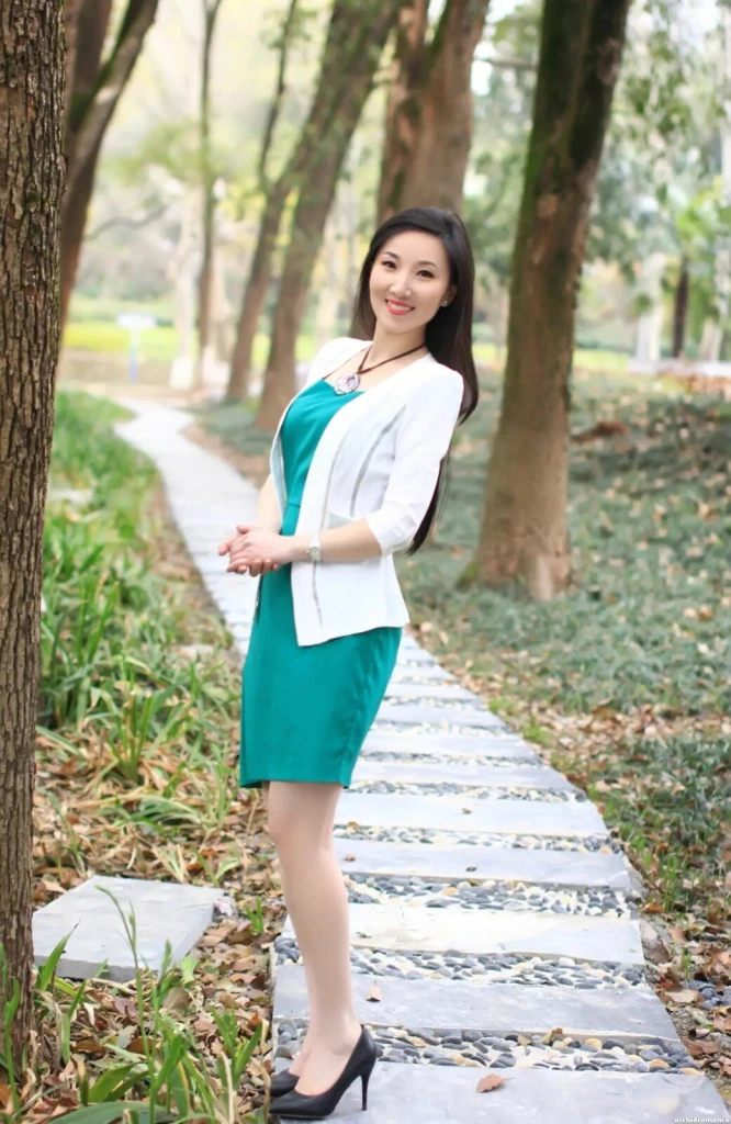 Hua Profile image 3