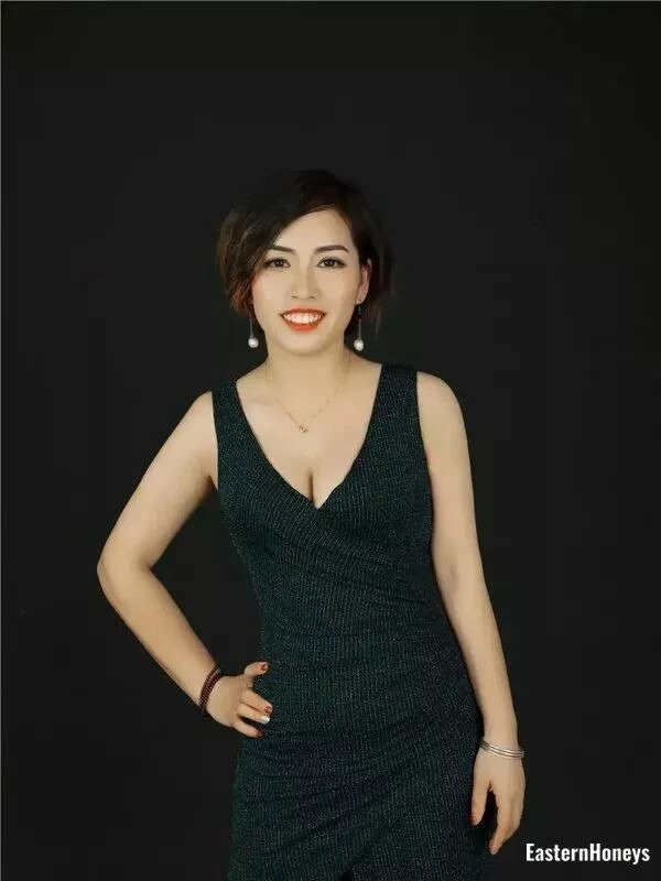 Kelly Profile image 3