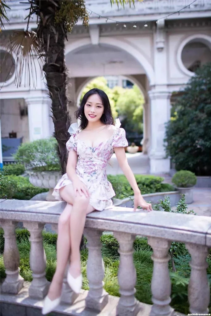 Cyndi Profile image 3