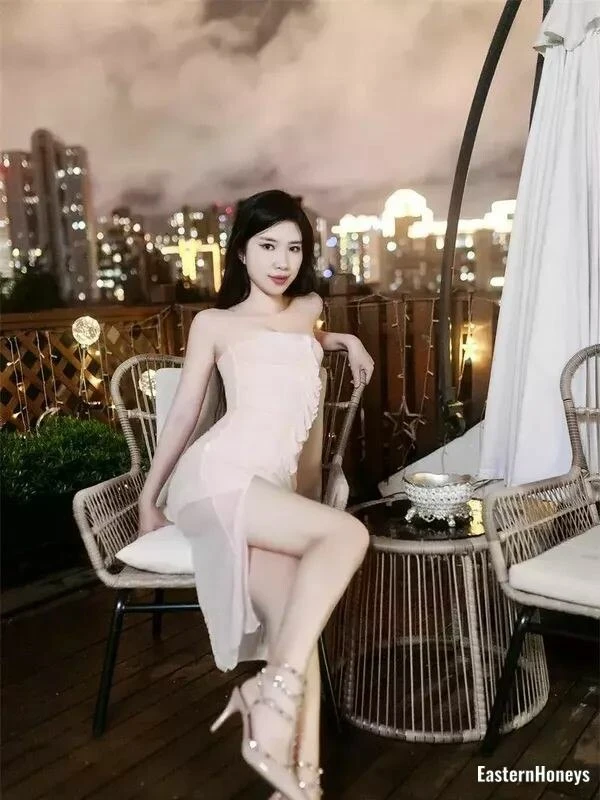 Jingyun Profile image 3