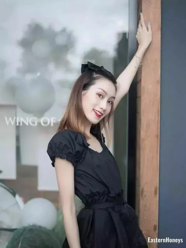Li Profile image 2