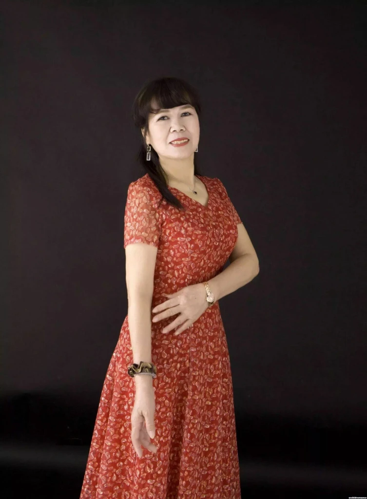Ju Ying Profile image 1
