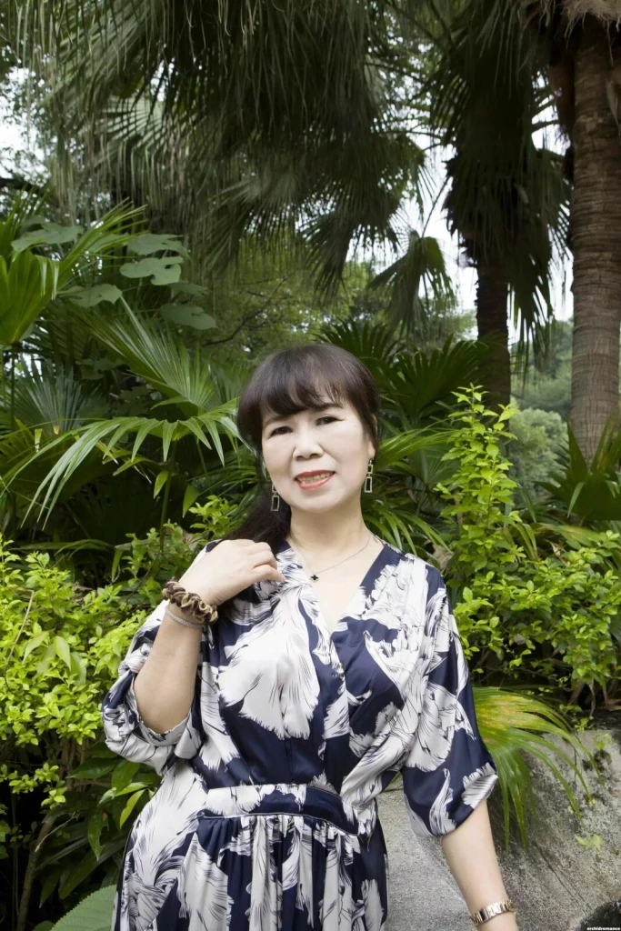 Ju Ying Profile image 2