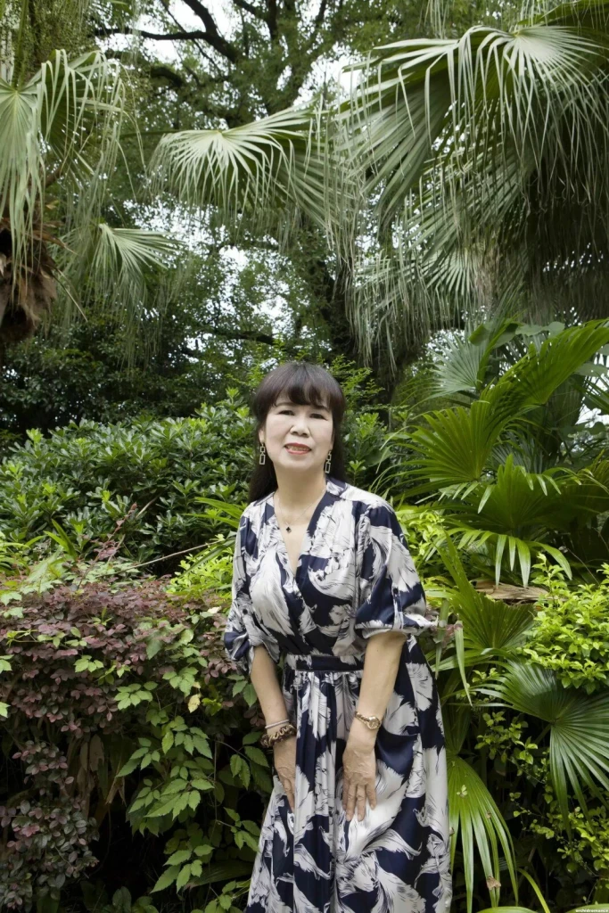 Ju Ying Profile image 3