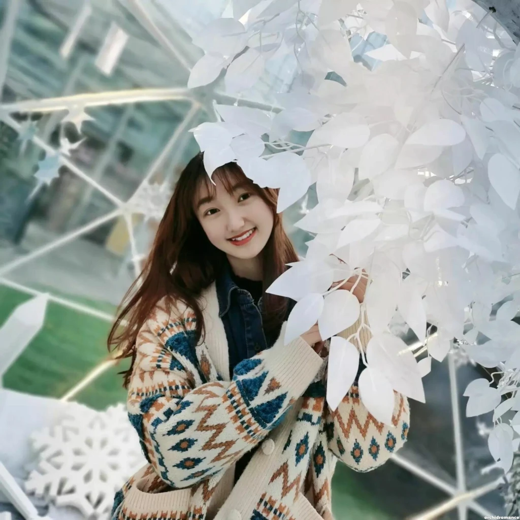 Qin Yingqin Profile image 2