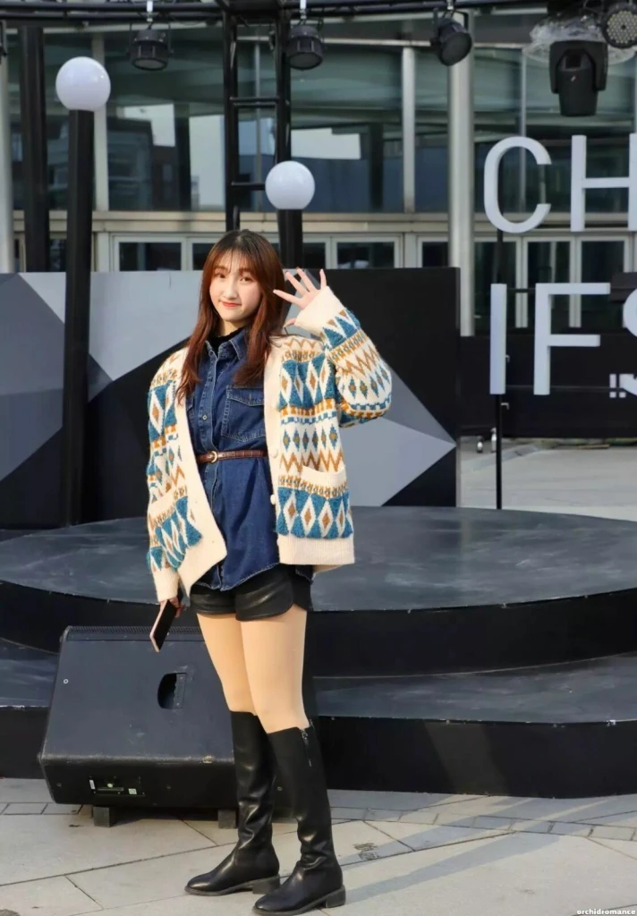 Qin Yingqin Profile image 4