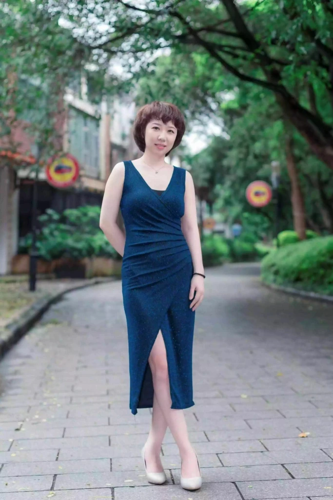 Puhong Profile image 4