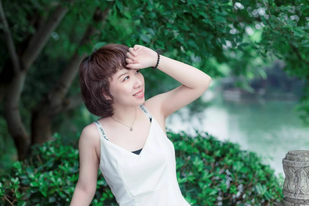Puhong Profile image 3