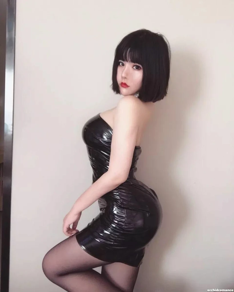 Beatrice Profile image 1