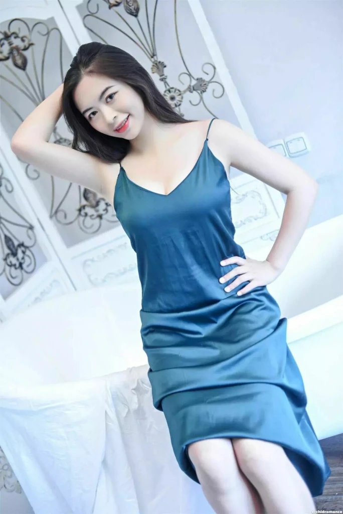 Xin Yi Profile image 1