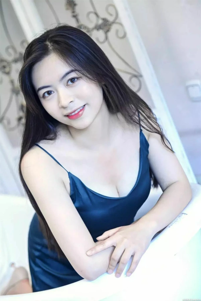 Xin Yi Profile image 2