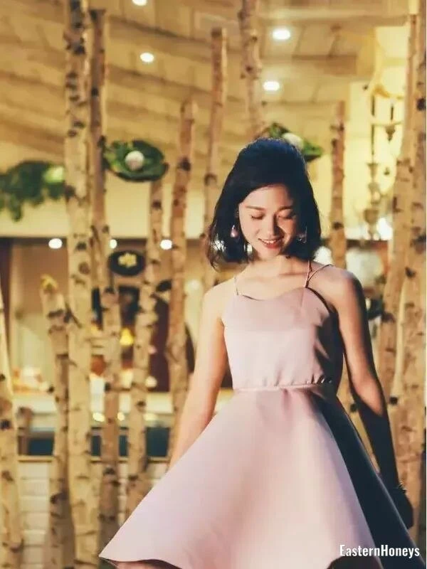 Bella Profile image 3