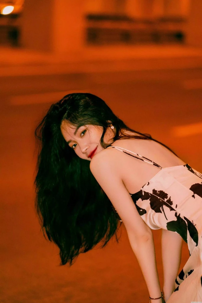 JiaMin Profile image 4