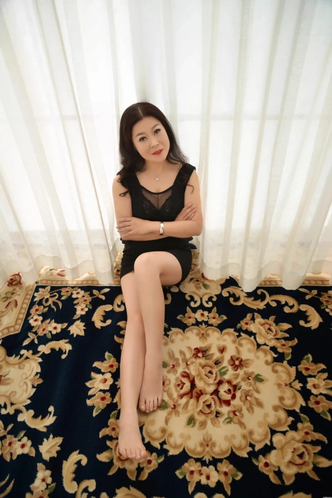 Lixia Profile image 2