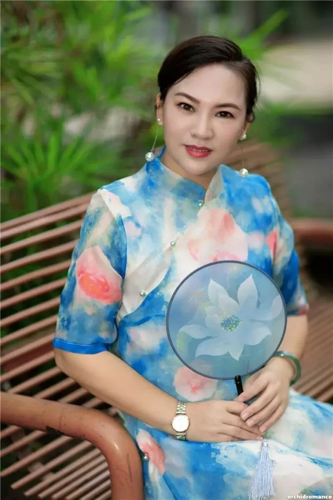 Ling Profile image 2