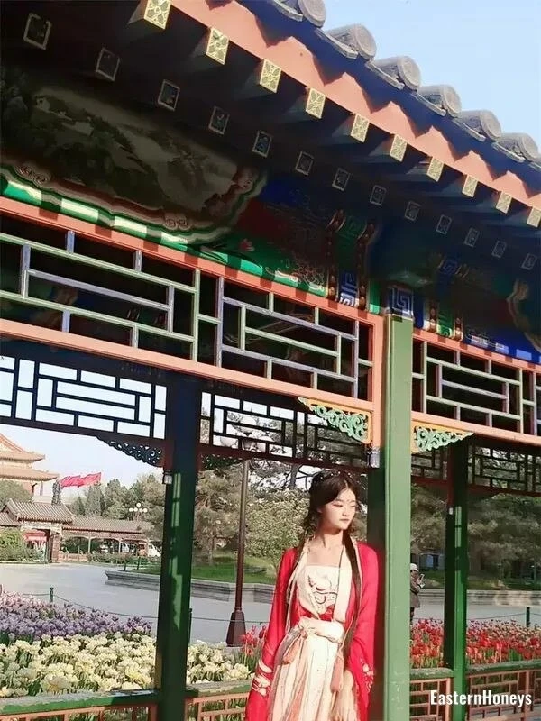 Qiong Profile image 2